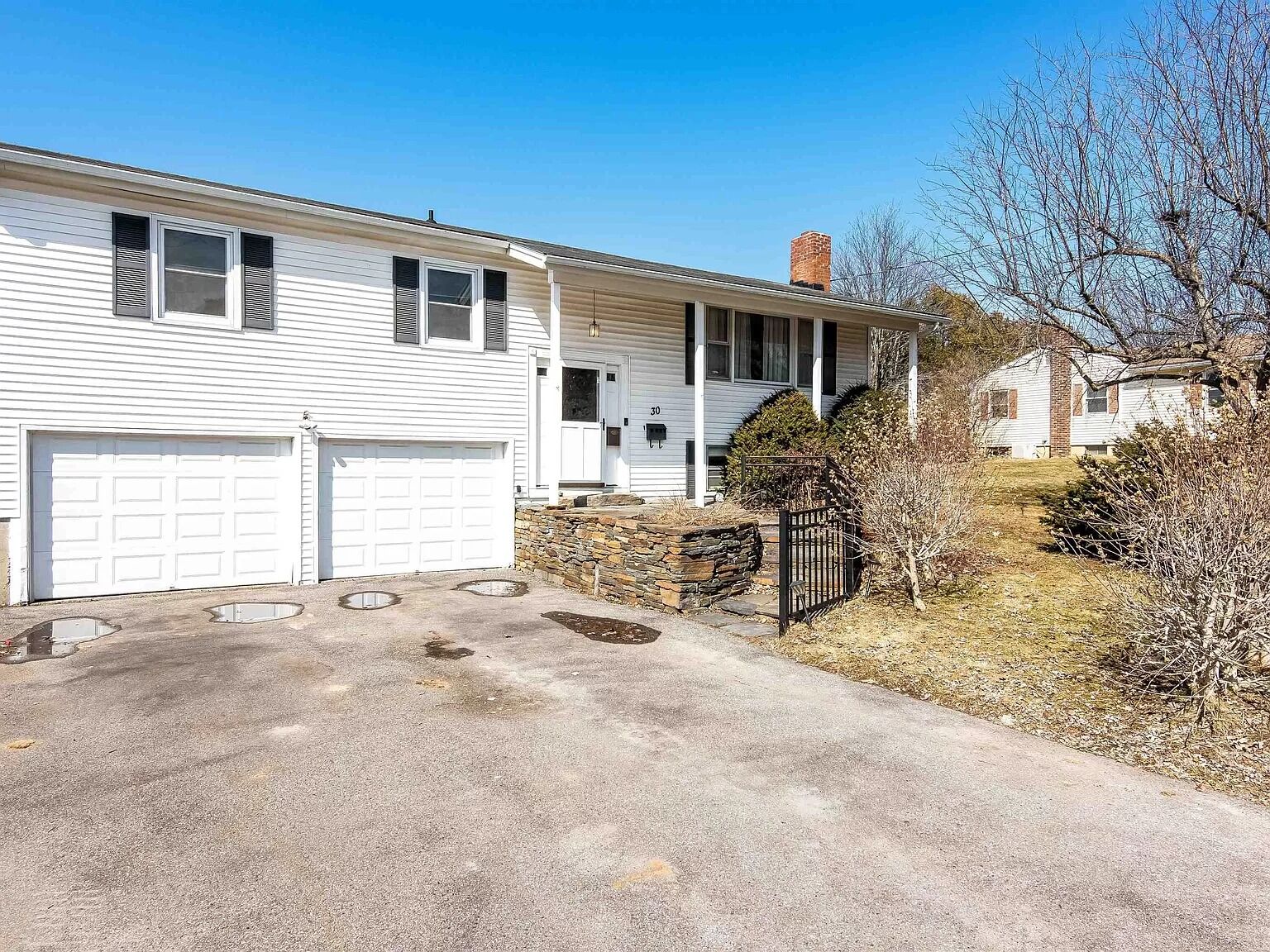 30 Drury Dr, Essex Junction